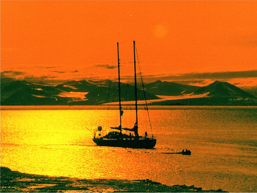 ant mcmurdo sailboatdt.jpg